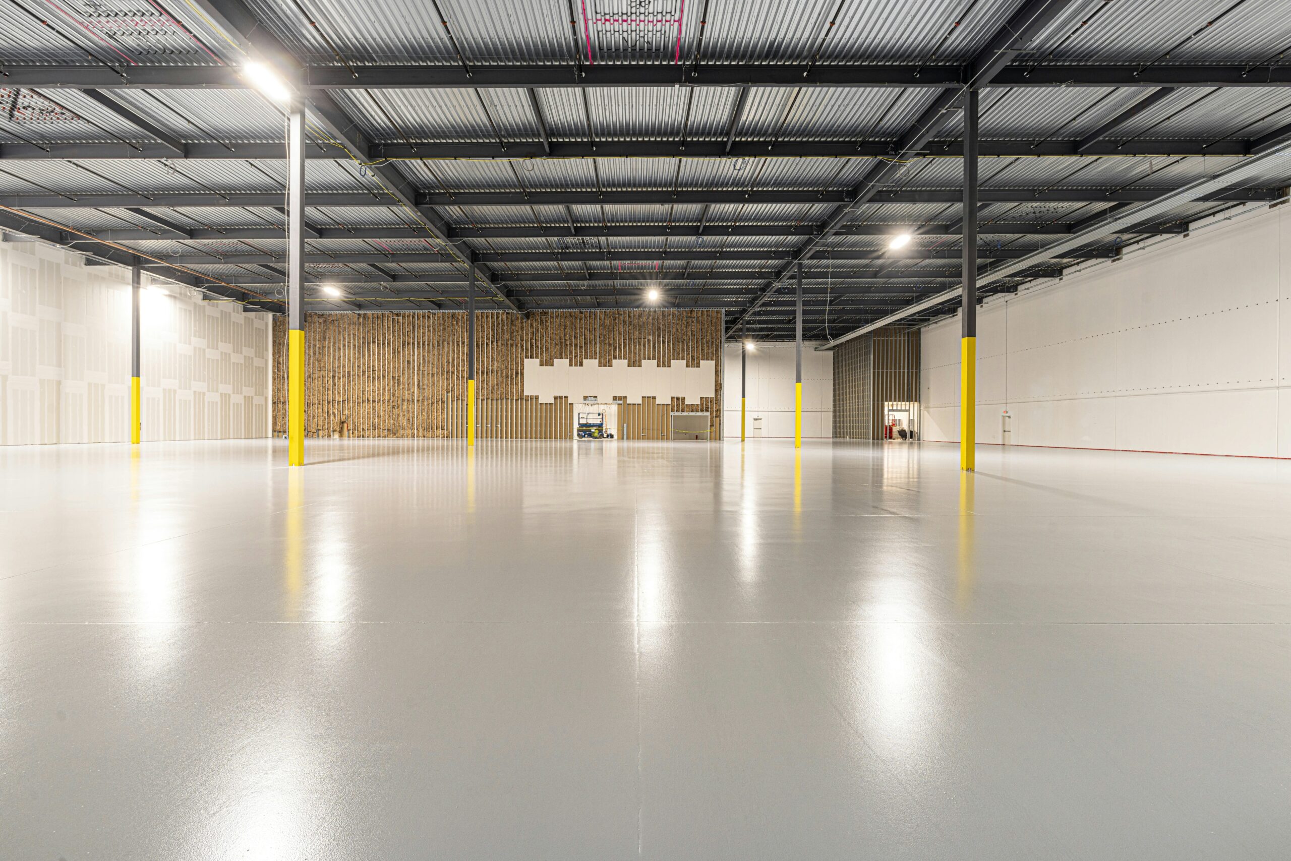 Clean industrial access area